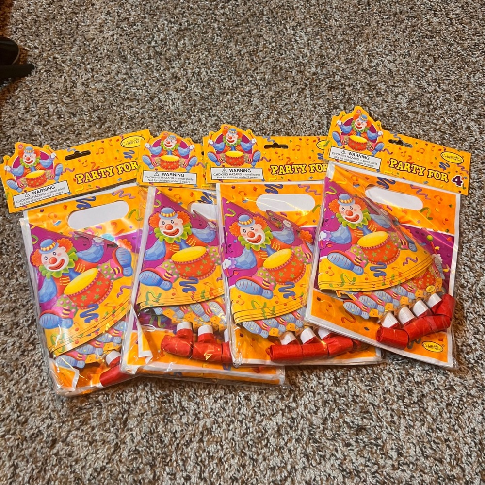 Vintage‎ Celebrate It Clown Party Favors 4 Pack Bags Hats Blowouts Kids Birthday